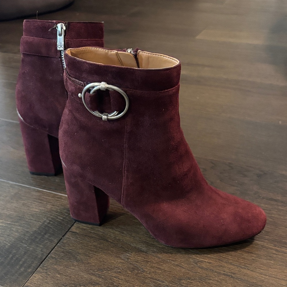 Elegant Burgundy Suede Calvin Klein Ankle Boots